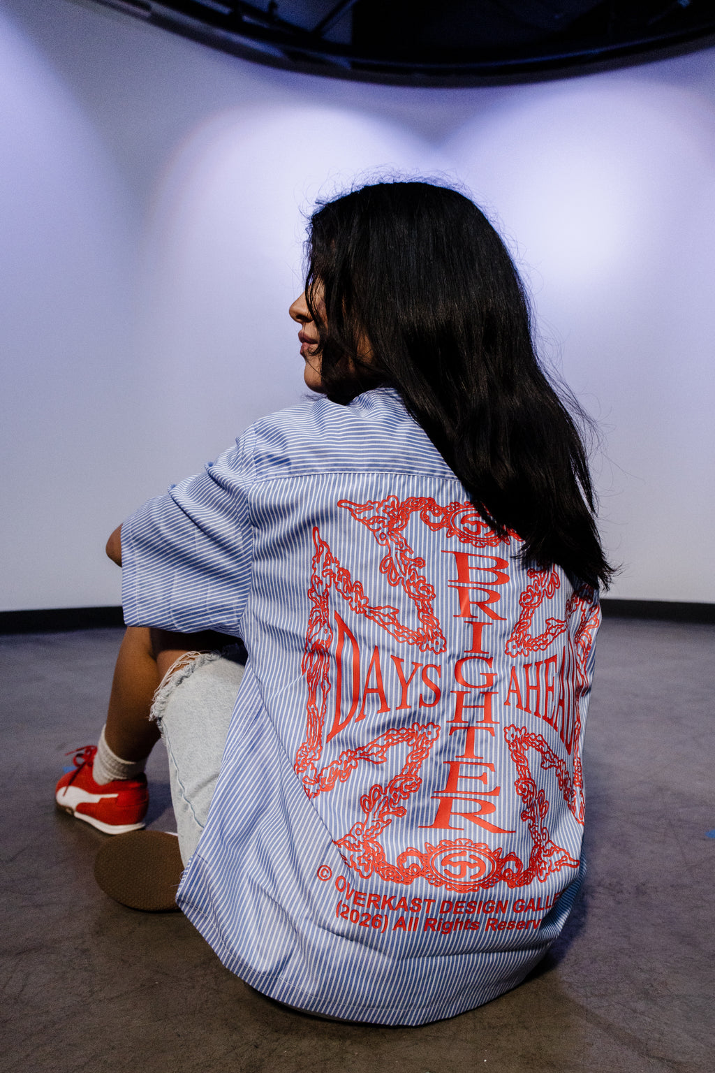BRIGHTER DAYS AHEAD BUTTON UP (BLUE)