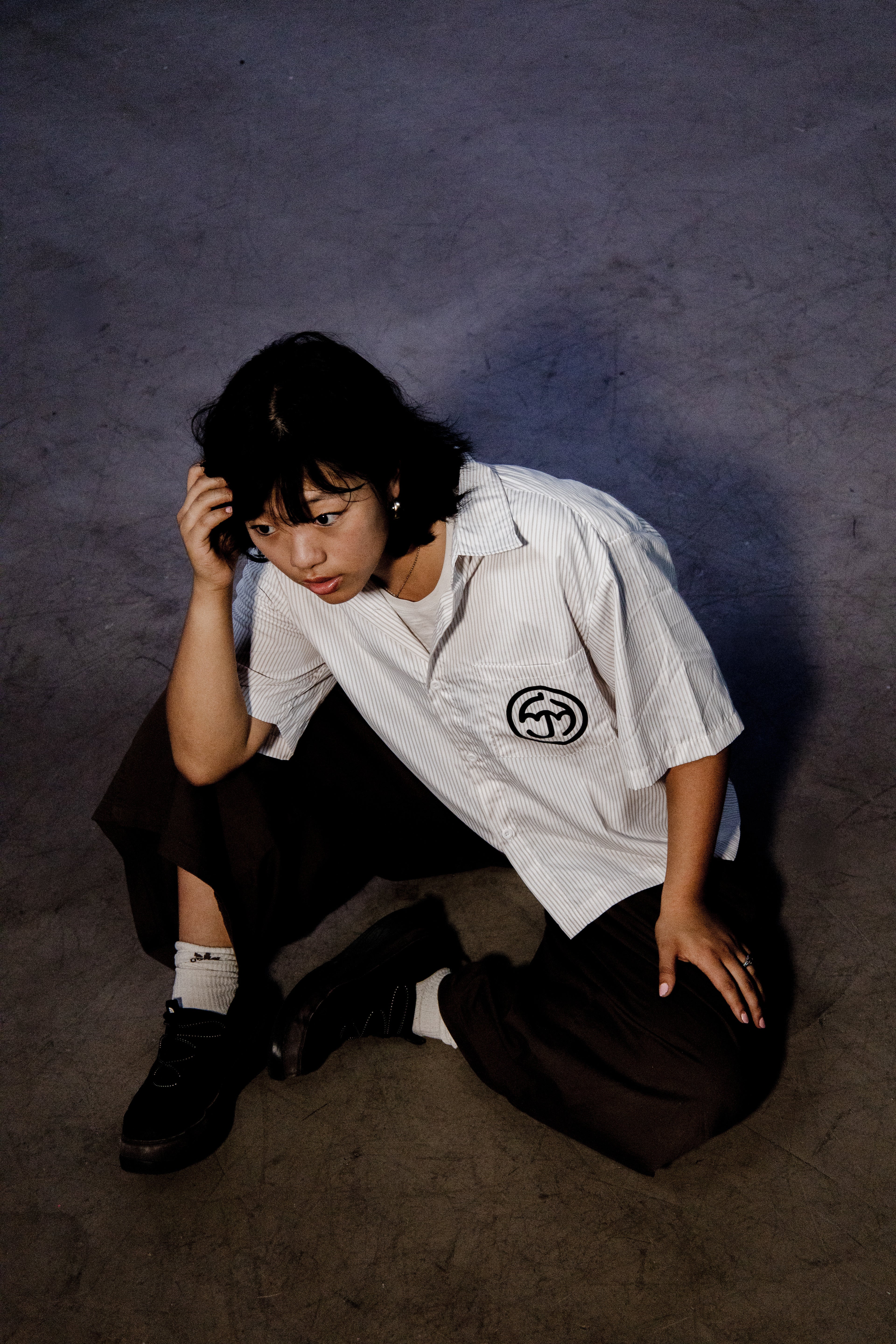 BRIGHTER DAYS AHEAD BUTTON UP (WHITE)